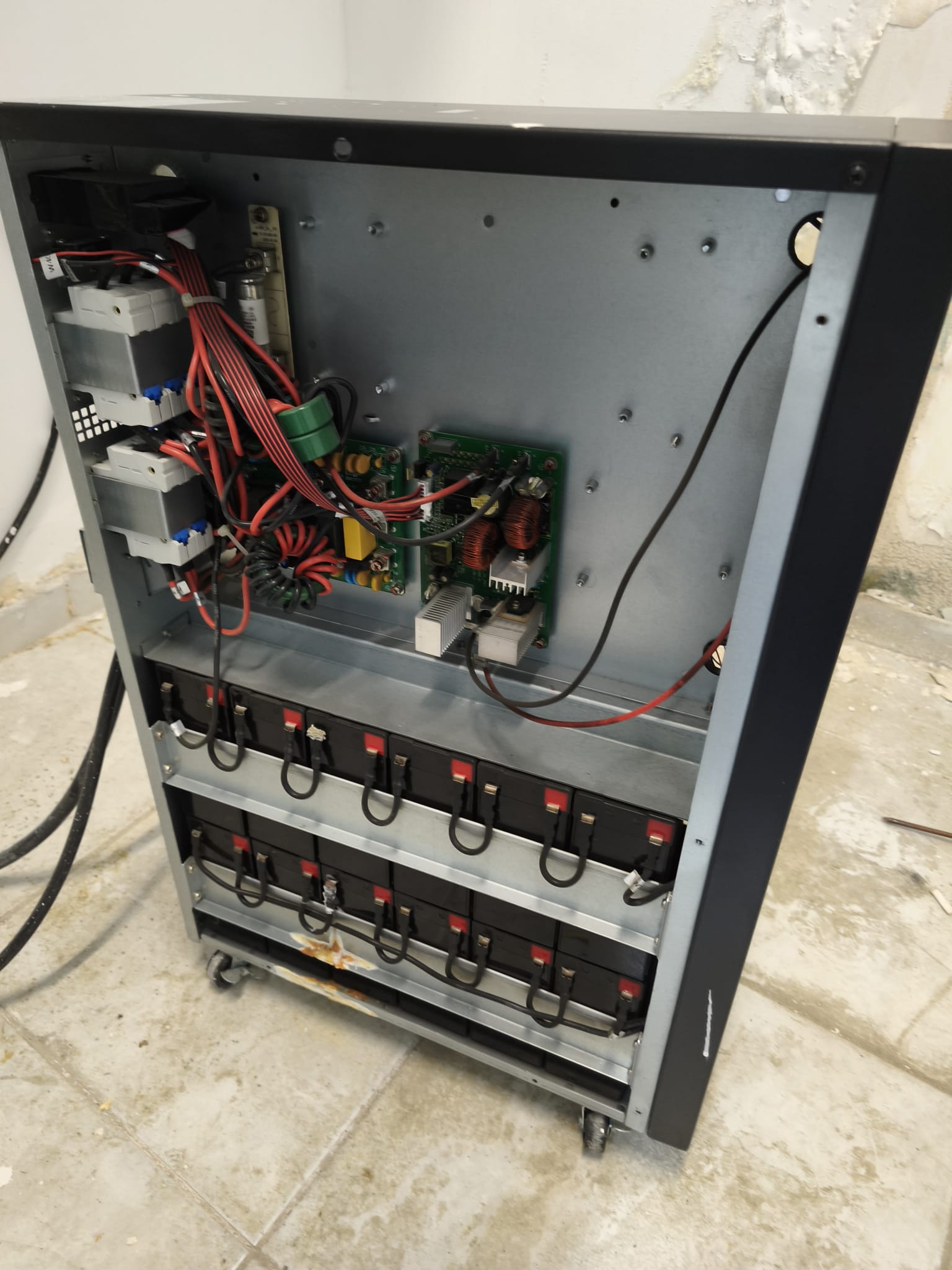 UPS bakımı — GDK Elektrik